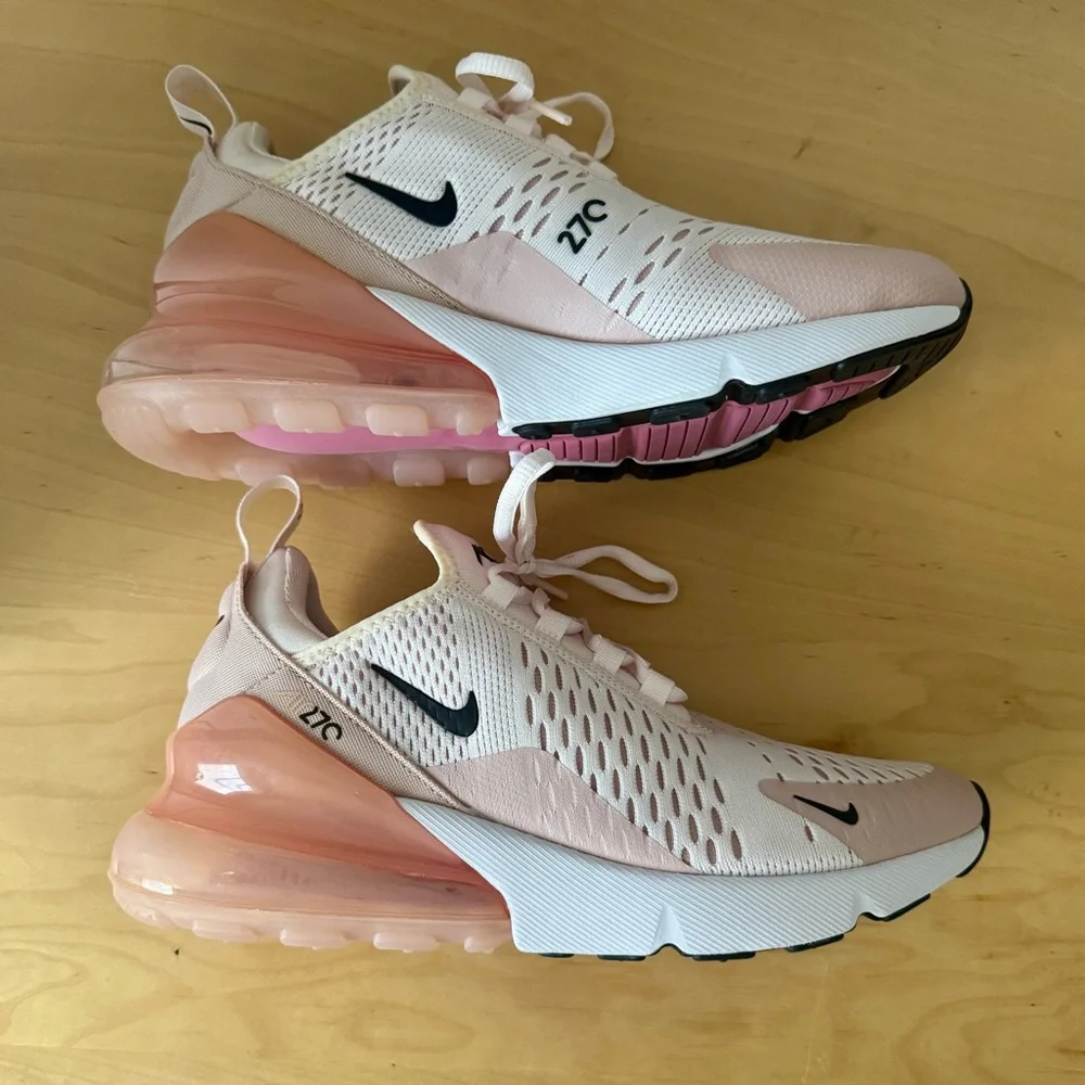 Nike Air Max 270s - New Without Box - Picture 4 of 7